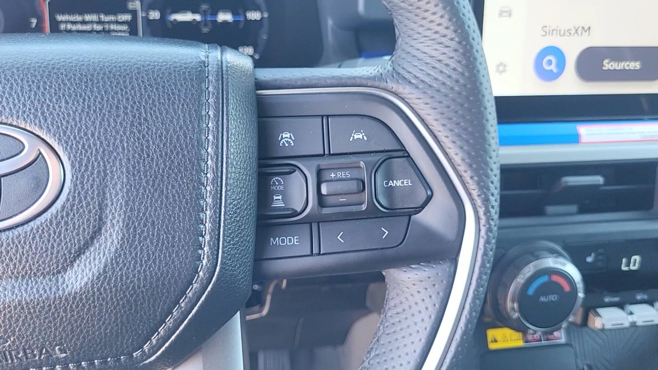 2024 Toyota Tacoma TRD 4x4 photo 14