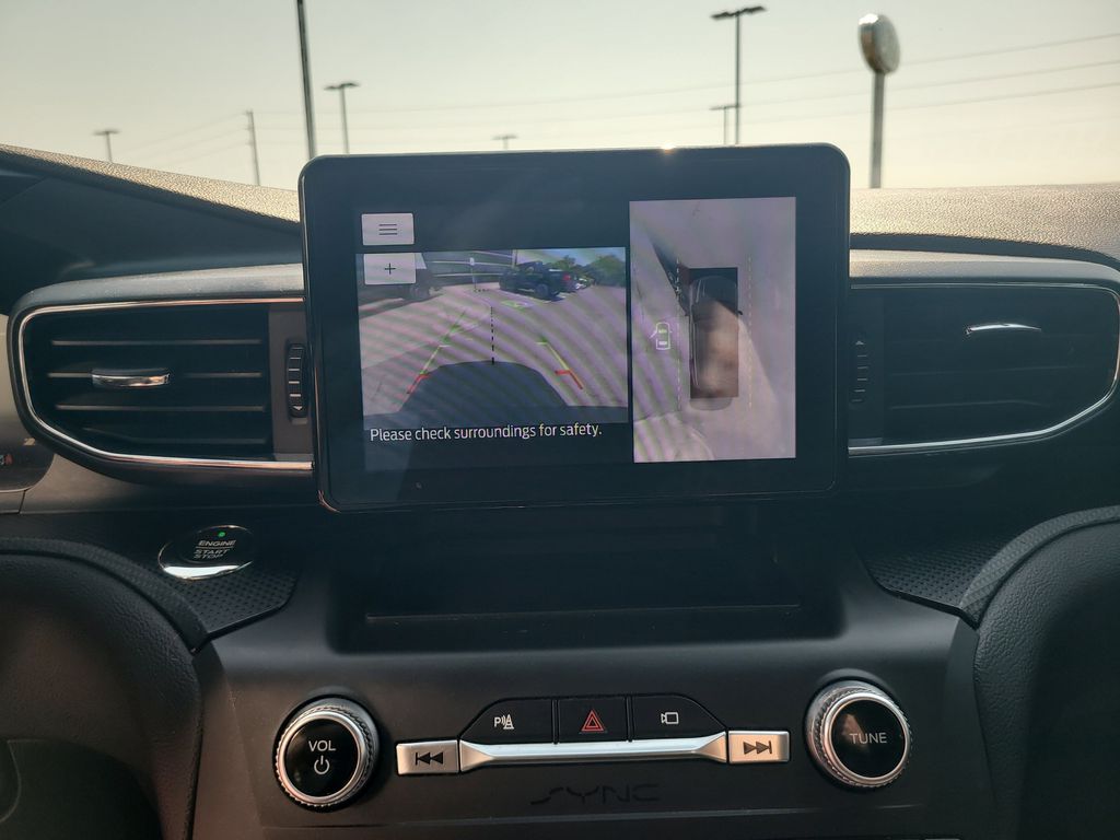 2020 Ford Explorer ST photo 21