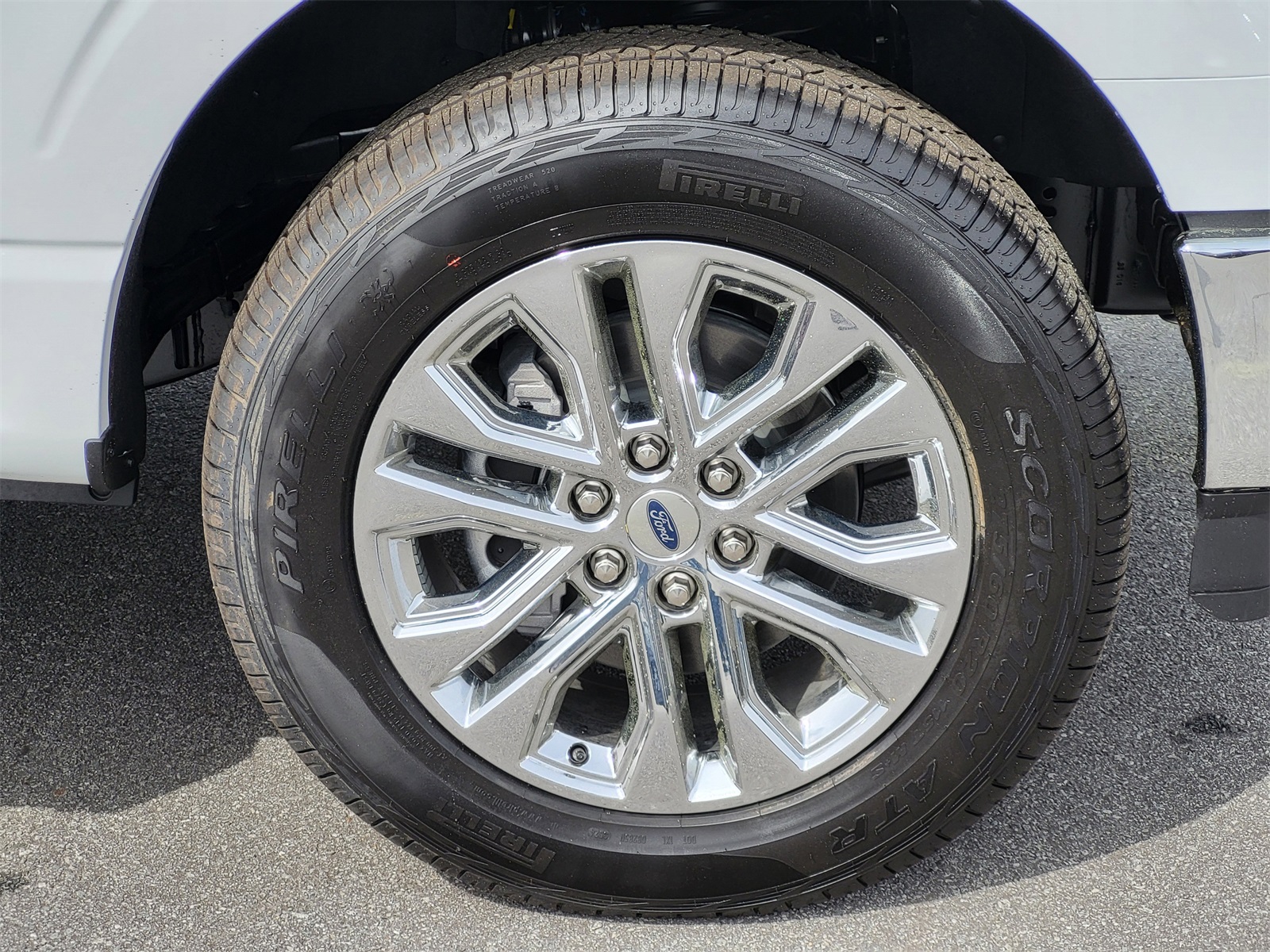 2025 Ford F-150 XLT photo 10