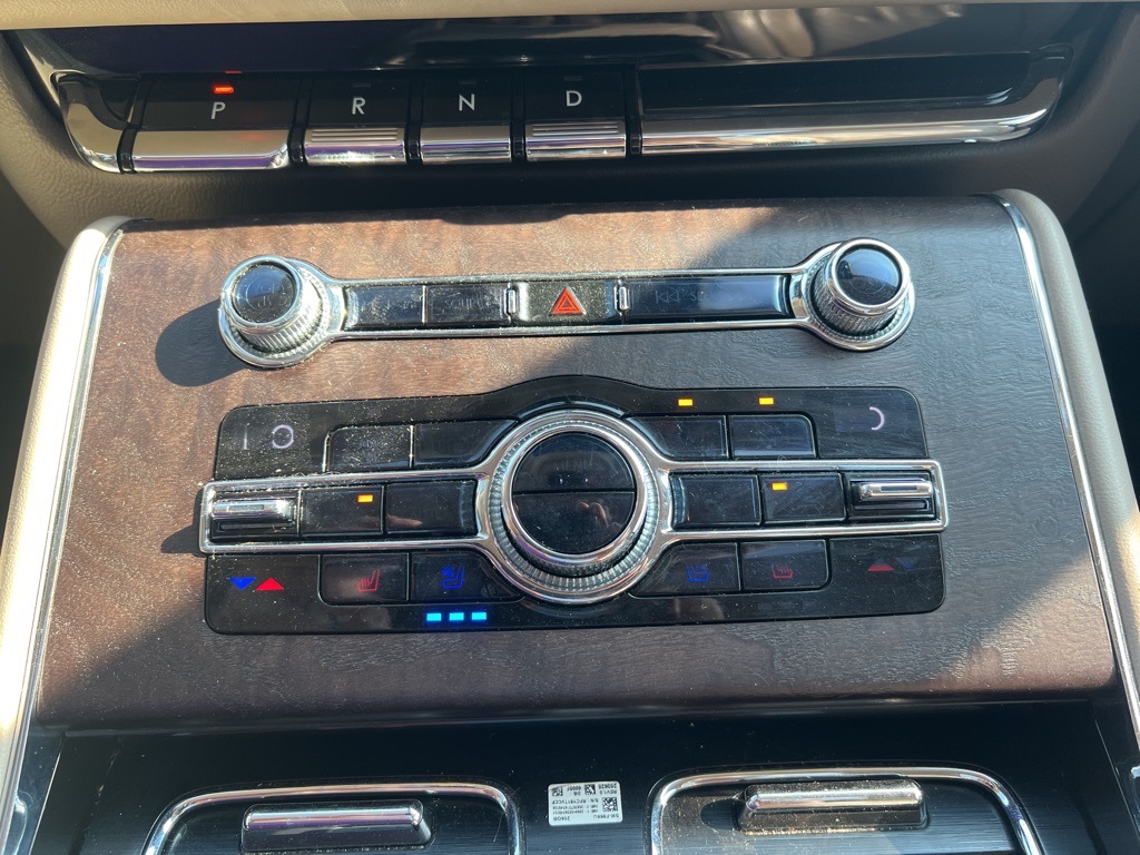 2020 Lincoln Aviator Reserve photo 11