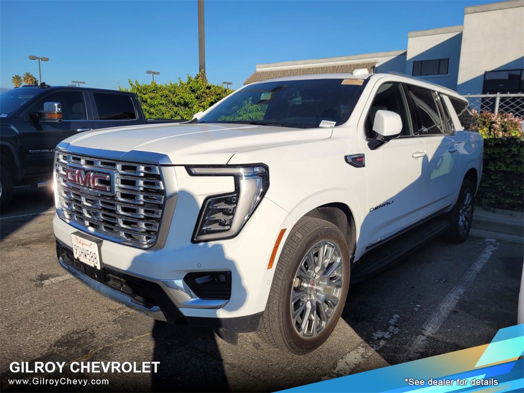 2025 GMC Yukon XL Denali's photo