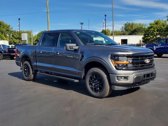 2025 Ford F-150 XLT photo 2