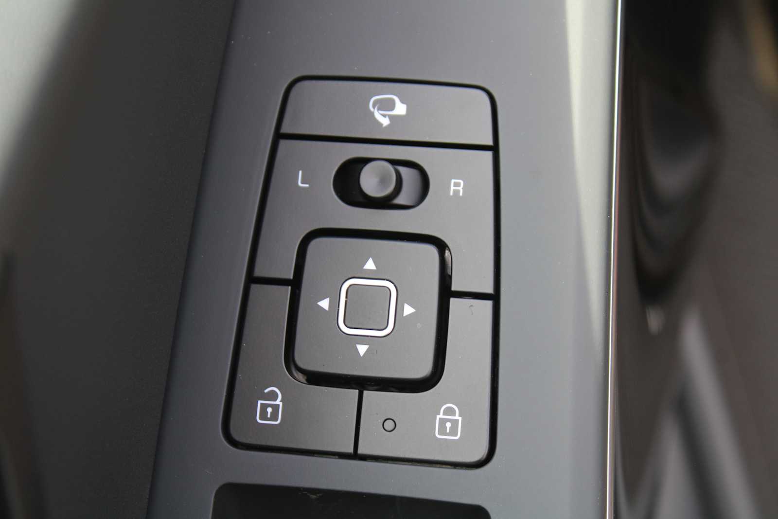 2025 Kia Niro EX Touring photo 20