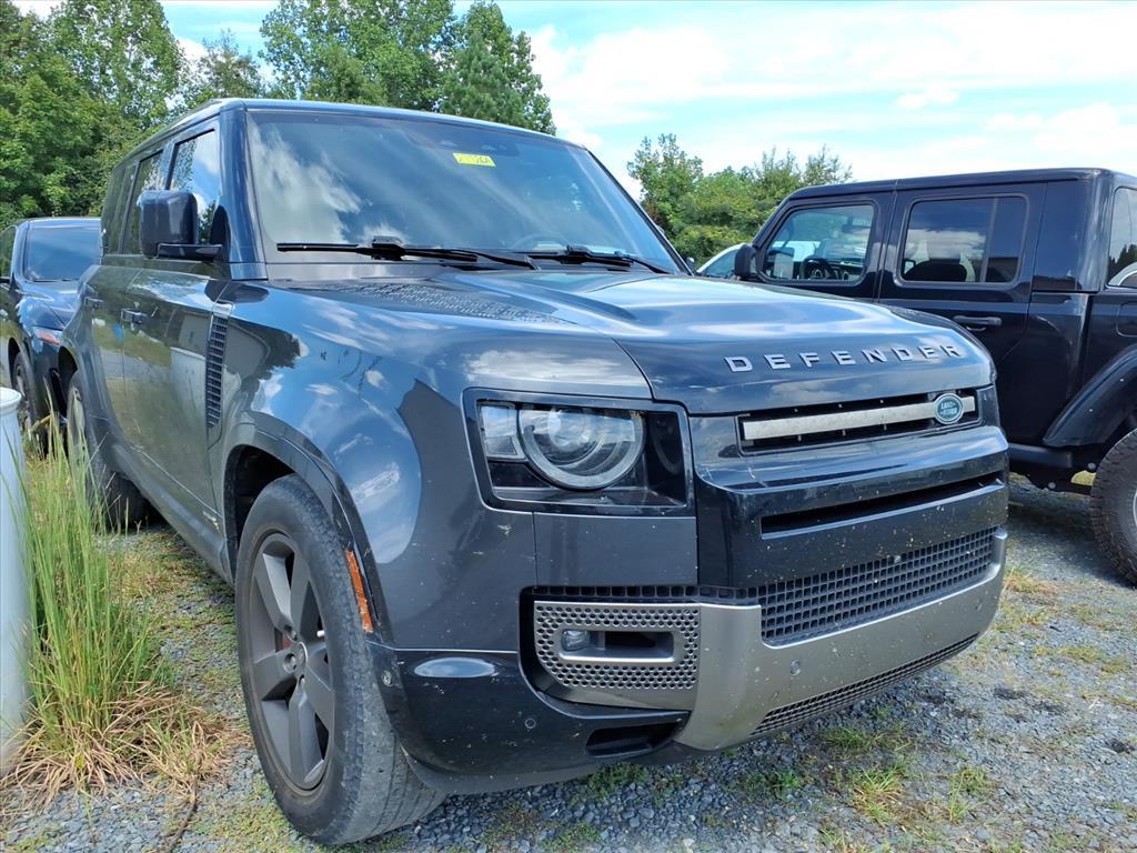 2023 Land Rover Defender 110 X photo 3