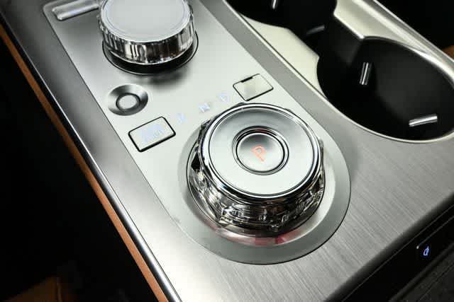 2026 Genesis GV70 2.5T Advanced photo 19