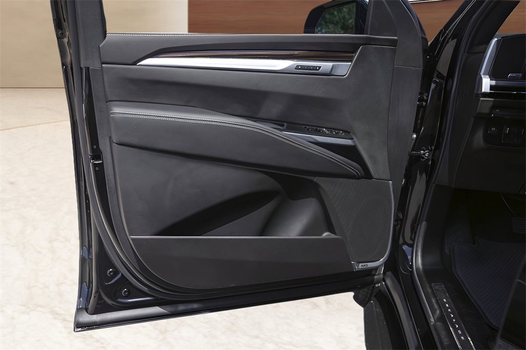 2025 Cadillac Escalade ESV Premium Luxury photo 20