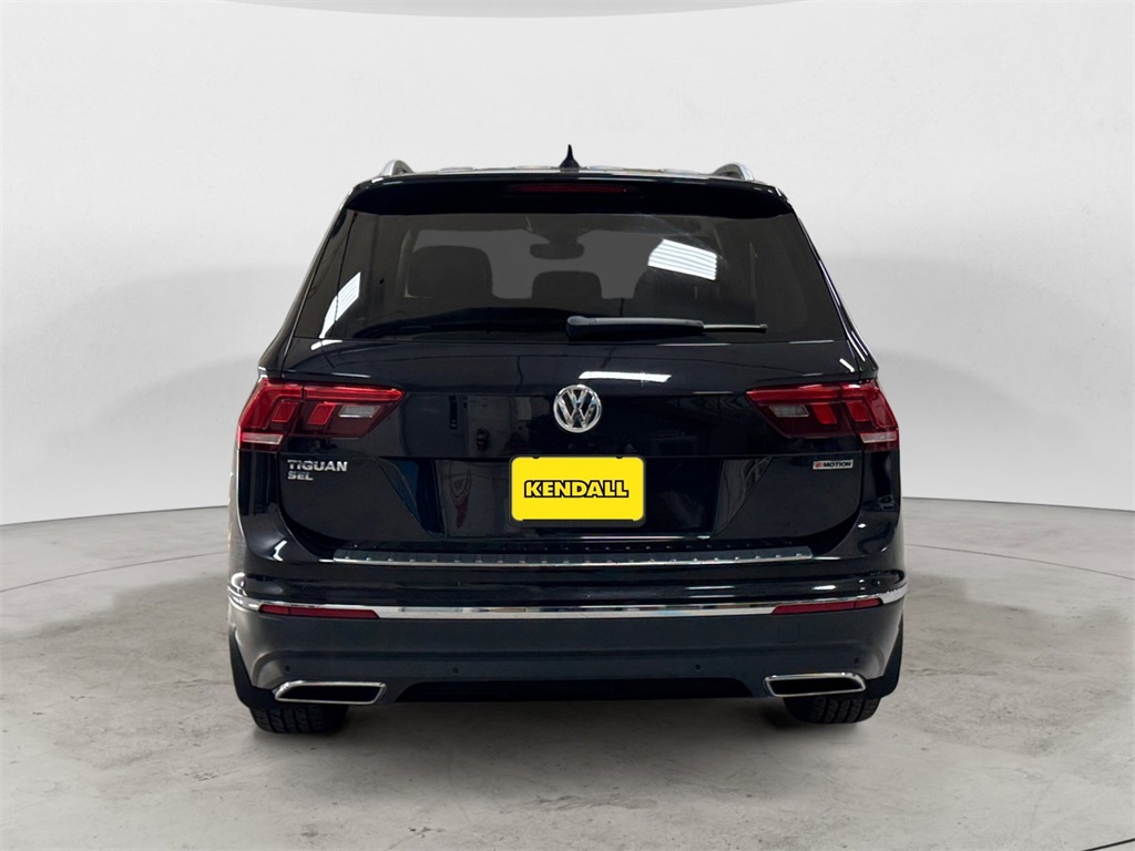 2019 Volkswagen Tiguan SEL Premium R-Line photo 4