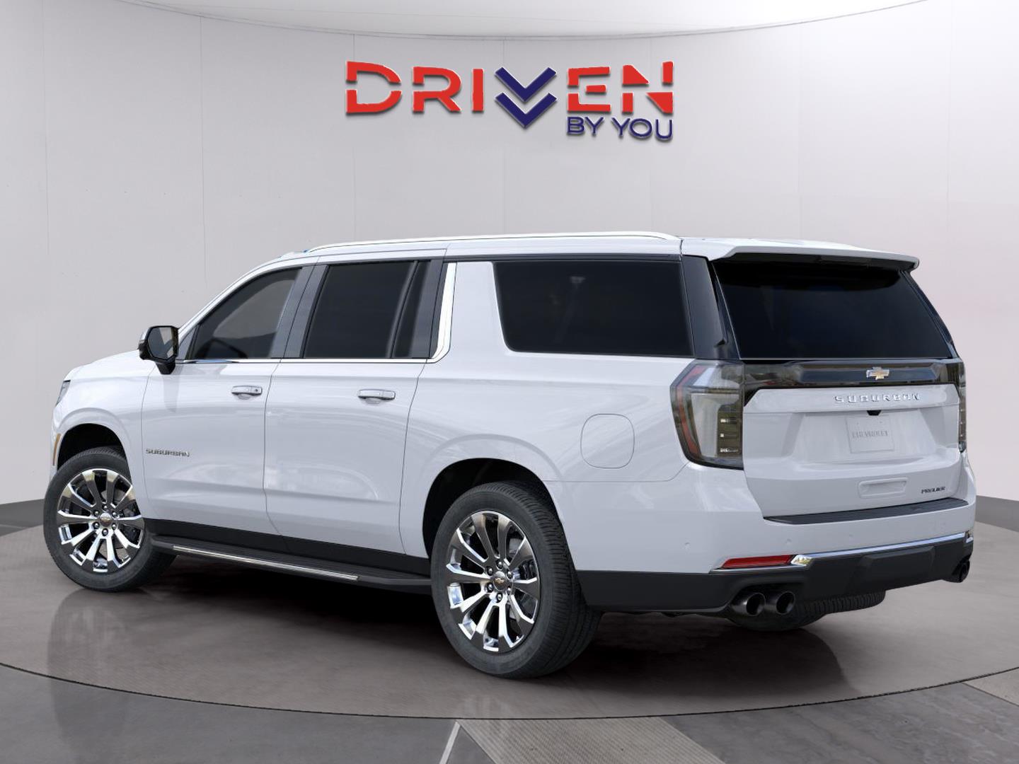 2026 Chevrolet Suburban Premier photo 4