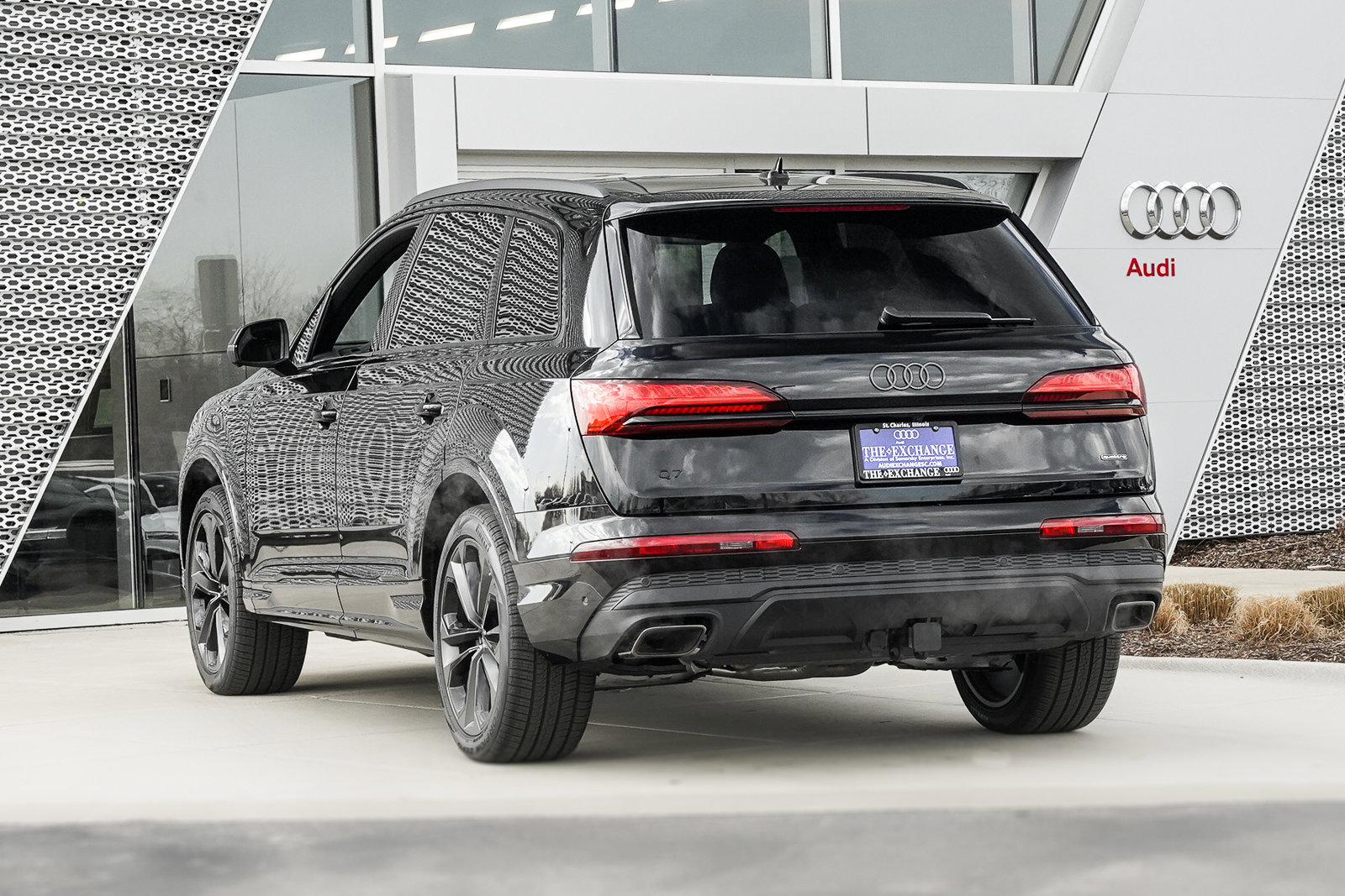 2025 Audi Q7 Premium Plus photo 3