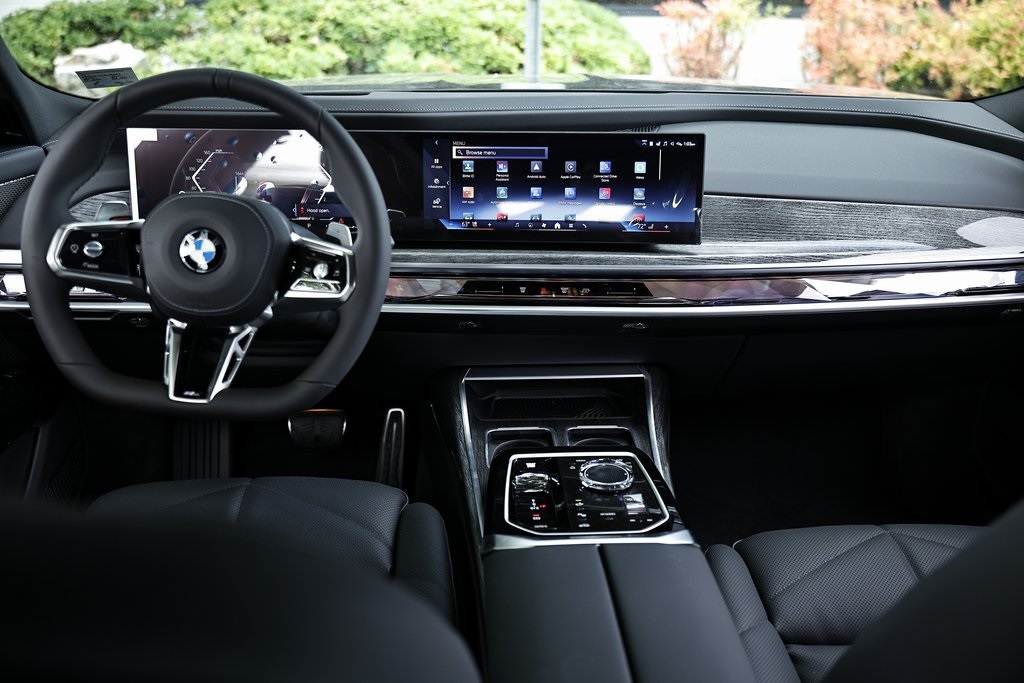 2025 Bmw 740i photo 24