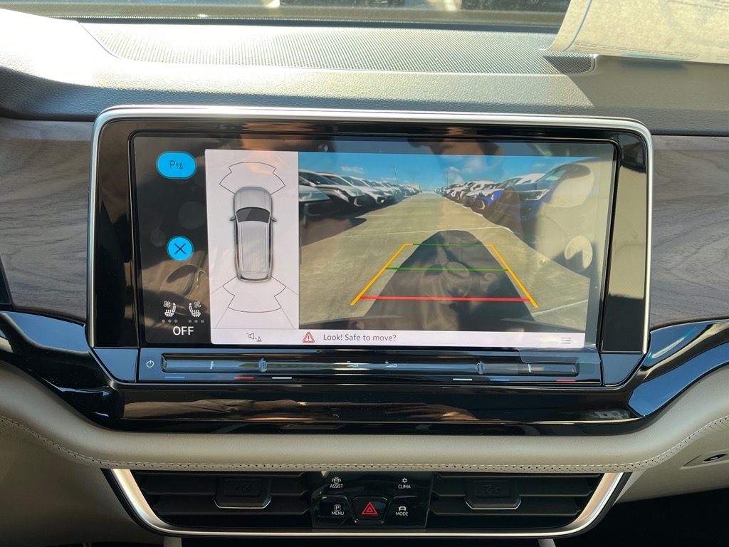 2025 Volkswagen Atlas SE Technology photo 10