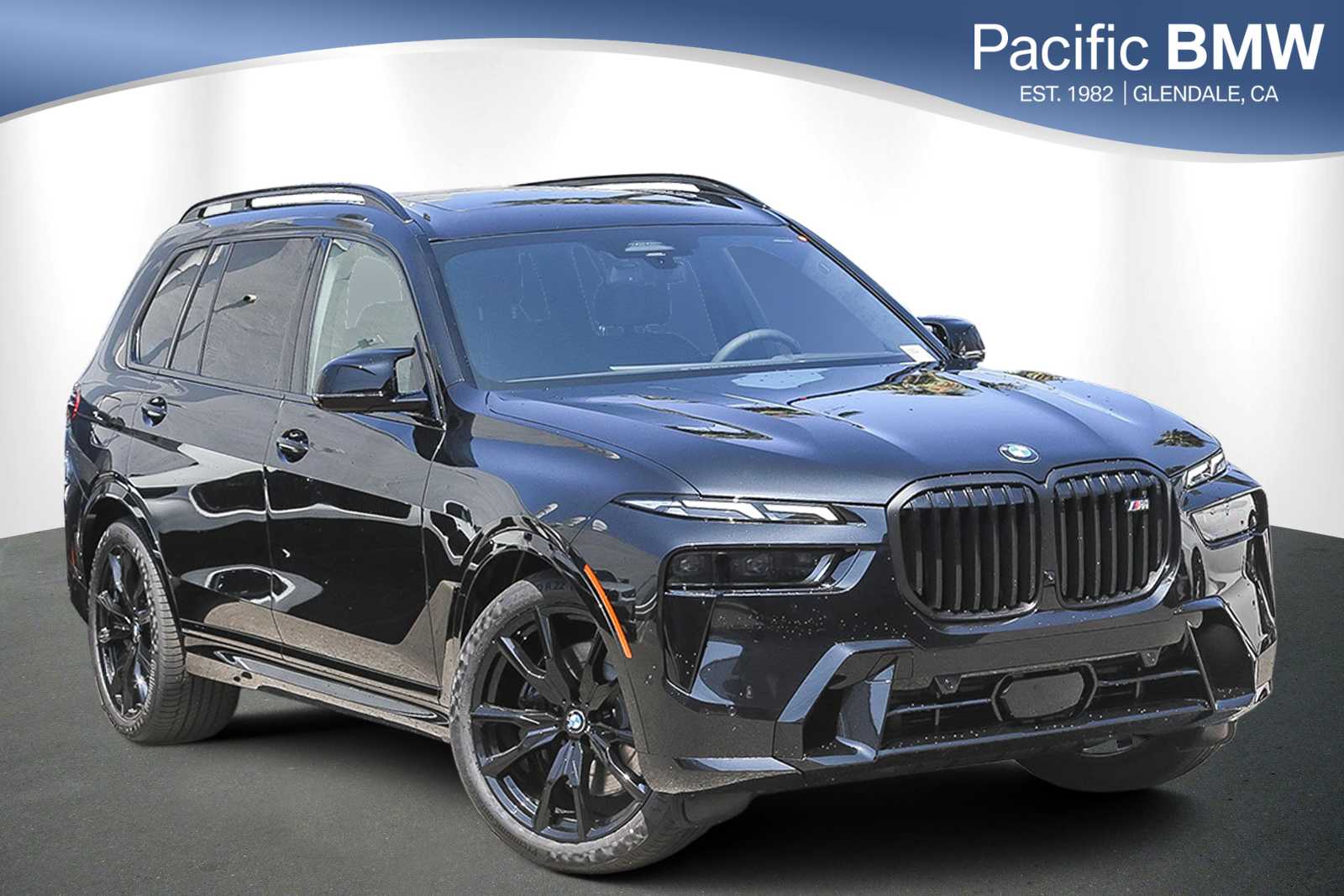 2026 BMW X7 M60i's photo