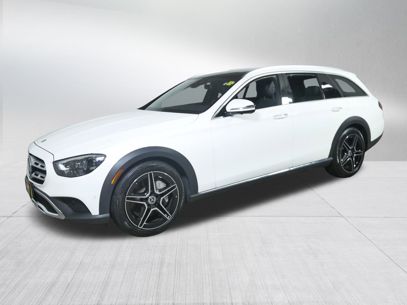 2023 Mercedes Benz E 450 4MATIC All-Terrain photo 3