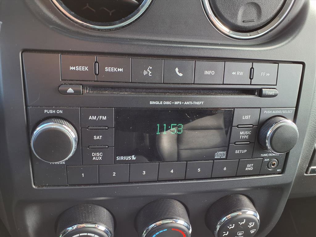 2014 Jeep Patriot Latitude photo 3