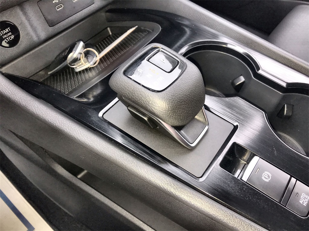 2025 Nissan Rogue SV photo 19