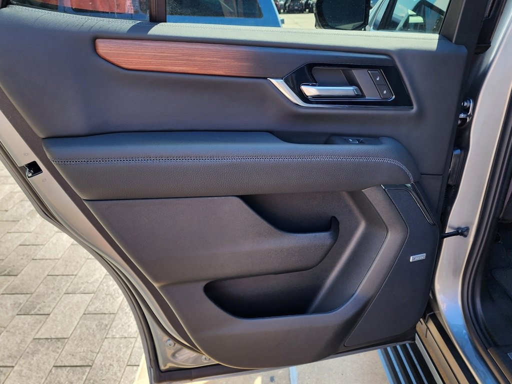 2026 Gmc Yukon Denali photo 44