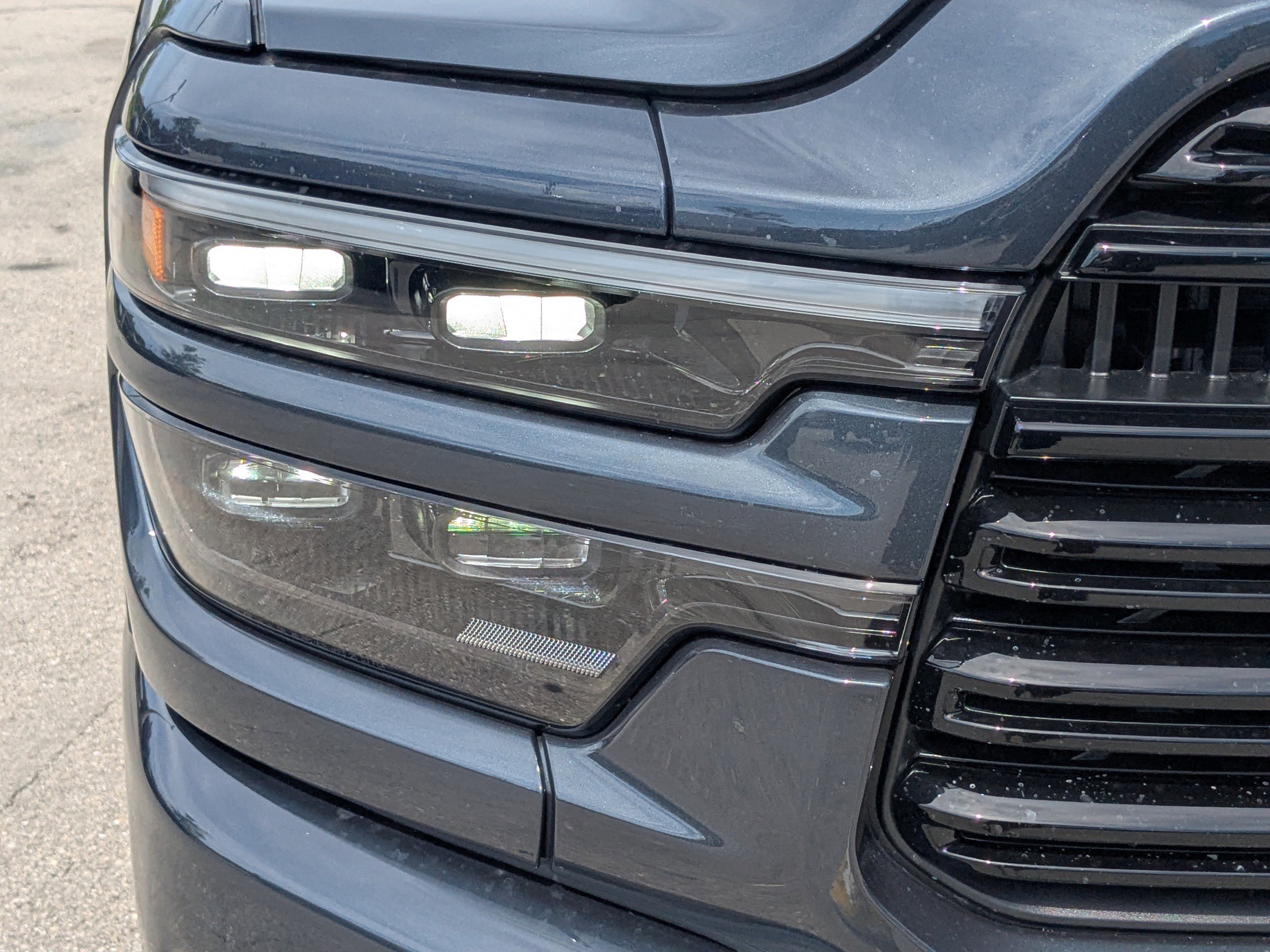 2025 Ram 3500 Laramie photo 8