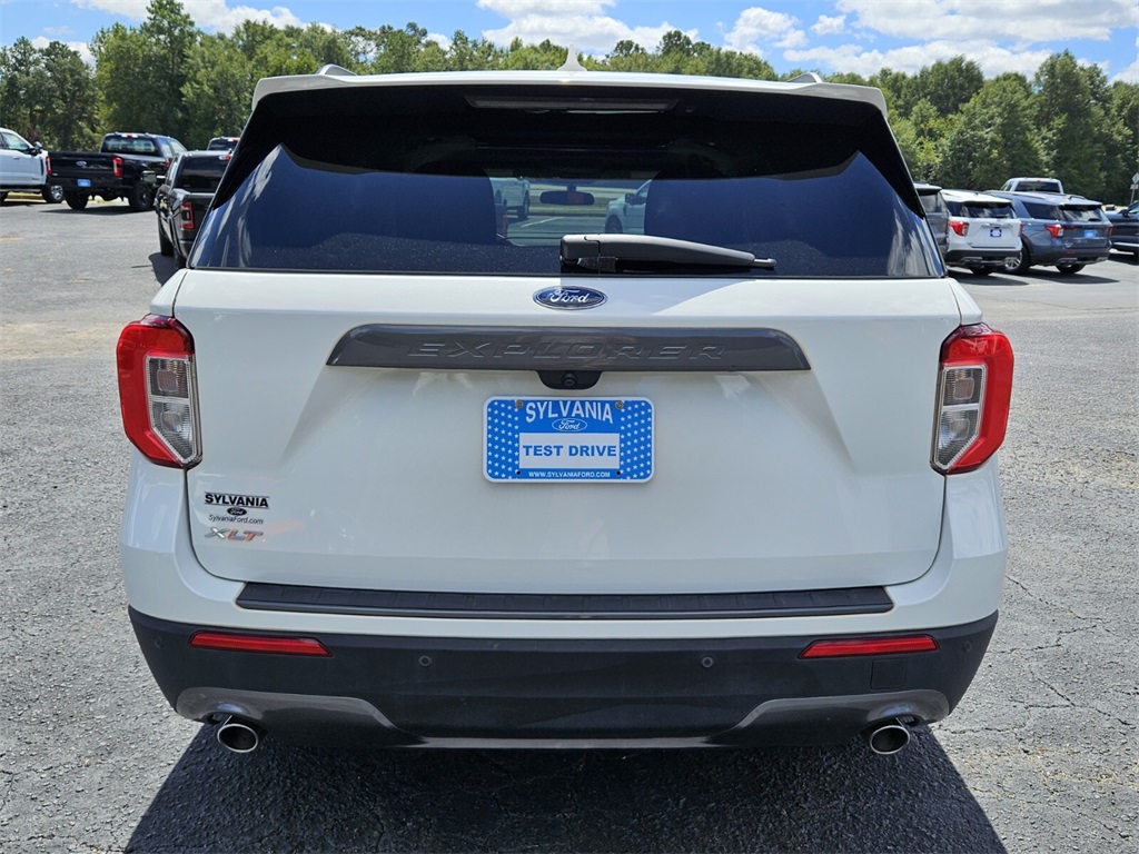 2023 Ford Explorer XLT photo 10