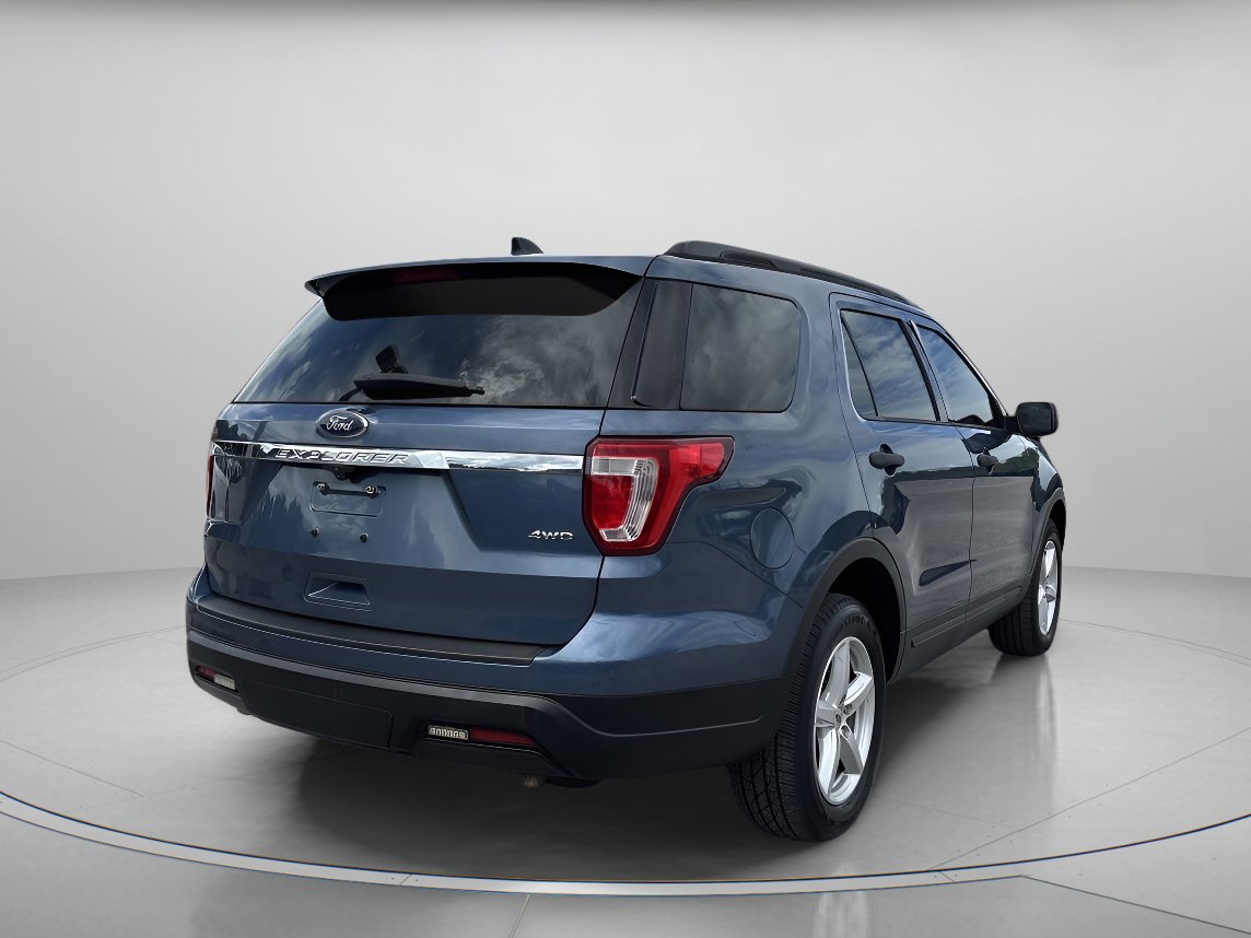 2018 Ford Explorer Sport photo 3