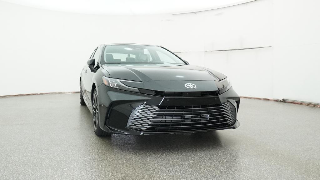 2025 Toyota Camry XLE photo 29