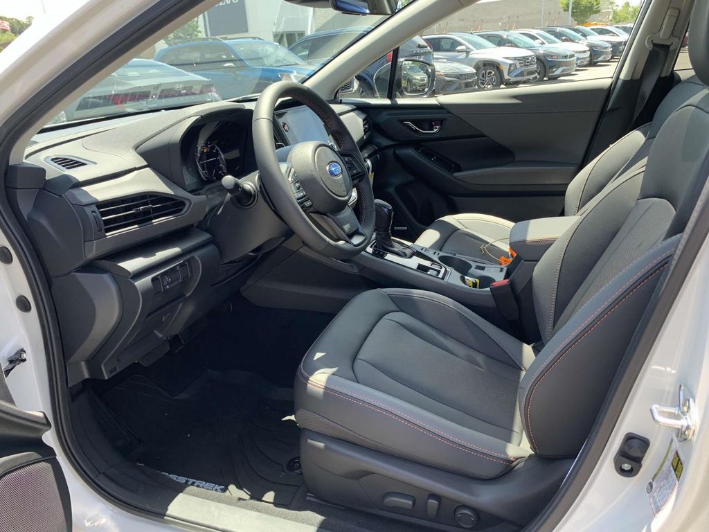 2025 Subaru Crosstrek Limited photo 3