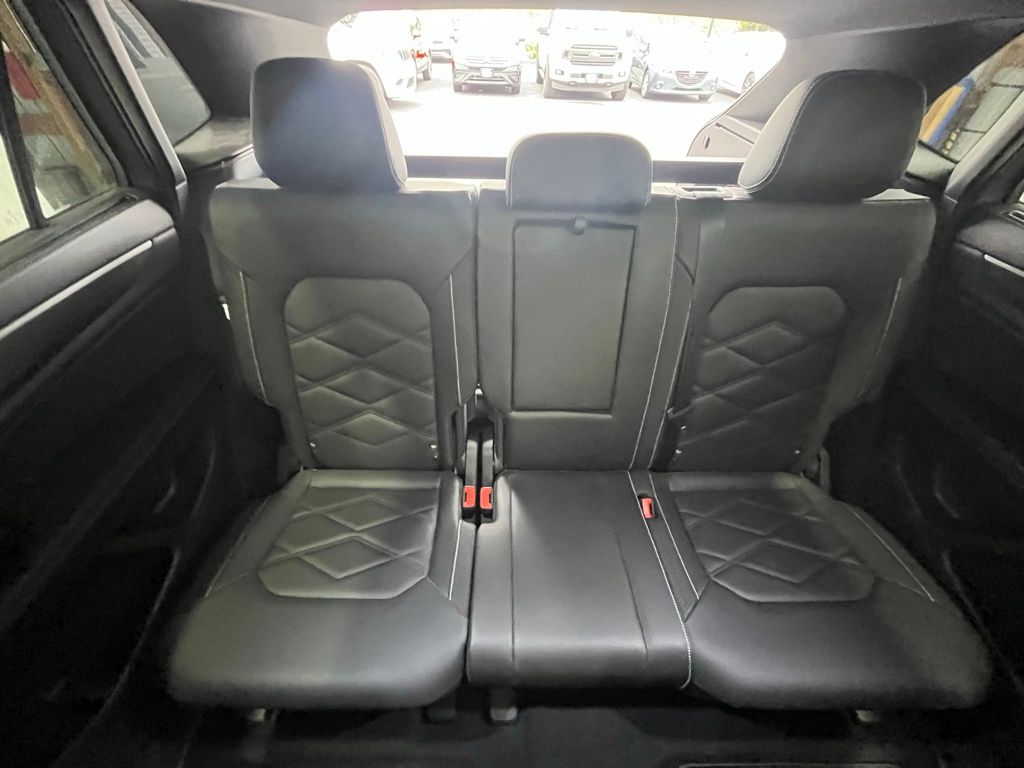 2024 Volkswagen Atlas Cross Sport SE Technology photo 26