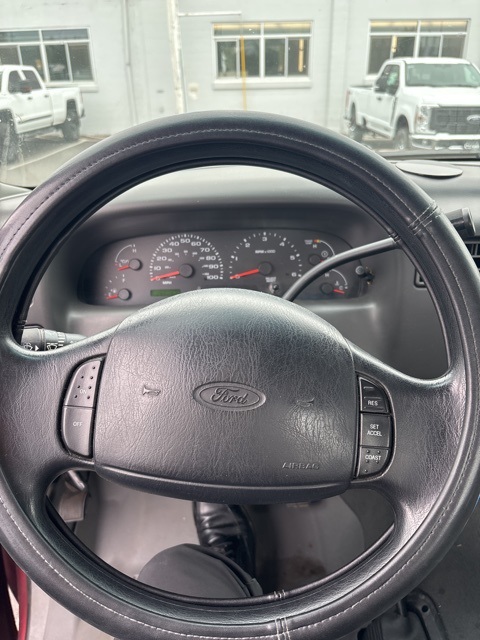 2002 Ford F-350 photo 4