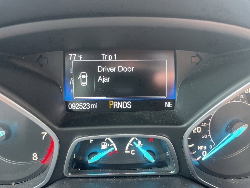 2017 Ford Escape S photo 4