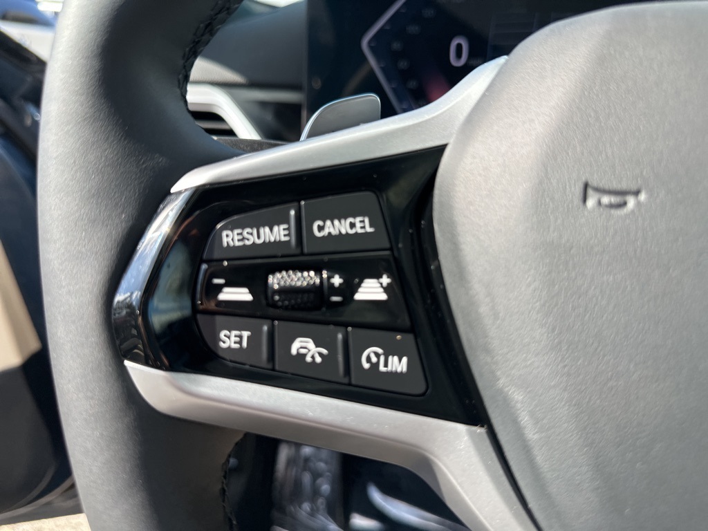 2025 Bmw 330i xDrive photo 14