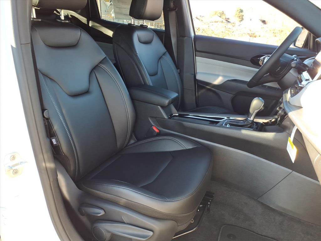 2026 Jeep Compass Limited photo 4