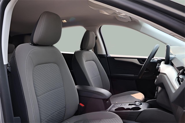 2022 Ford Escape SE photo 9