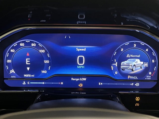 2024 Chevrolet Silverado 1500 RST photo 3