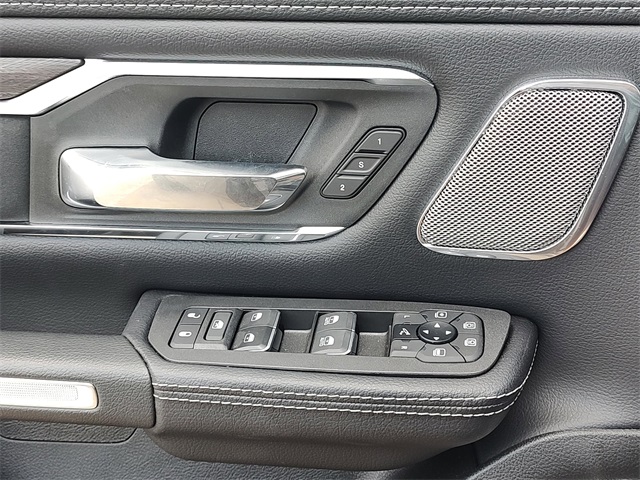 2025 Ram 1500 Laramie photo 25
