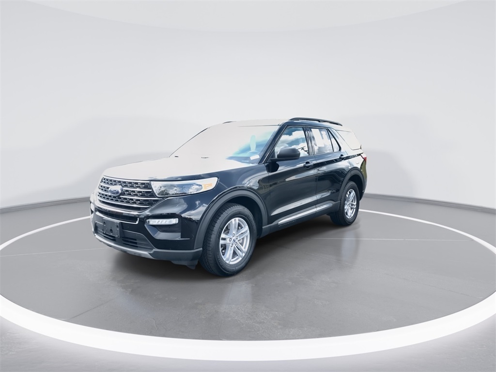 2023 Ford Explorer XLT photo 4