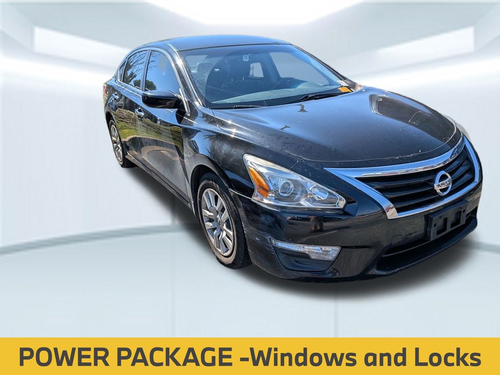 2013 Nissan Altima 2.5 S photo 3