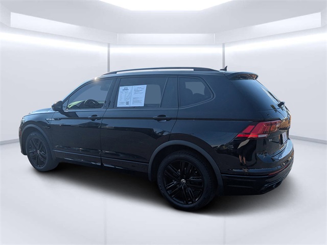 2022 Volkswagen Tiguan SE R-Line Black photo 2