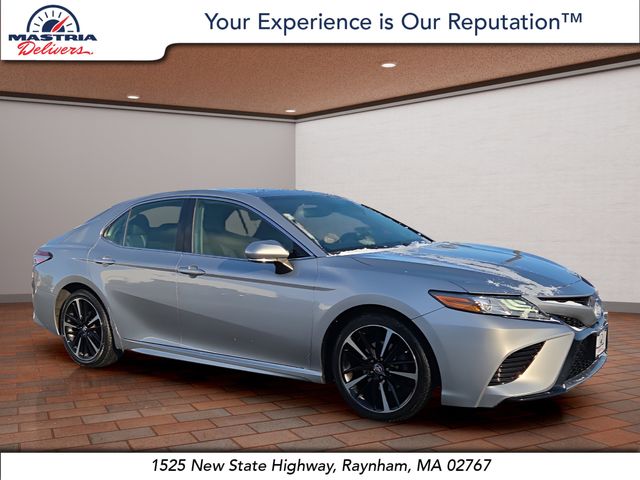 2019 Toyota Camry XSE's photo