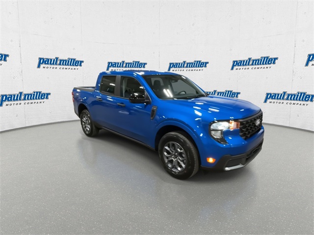 2025 Ford Maverick XLT photo 2