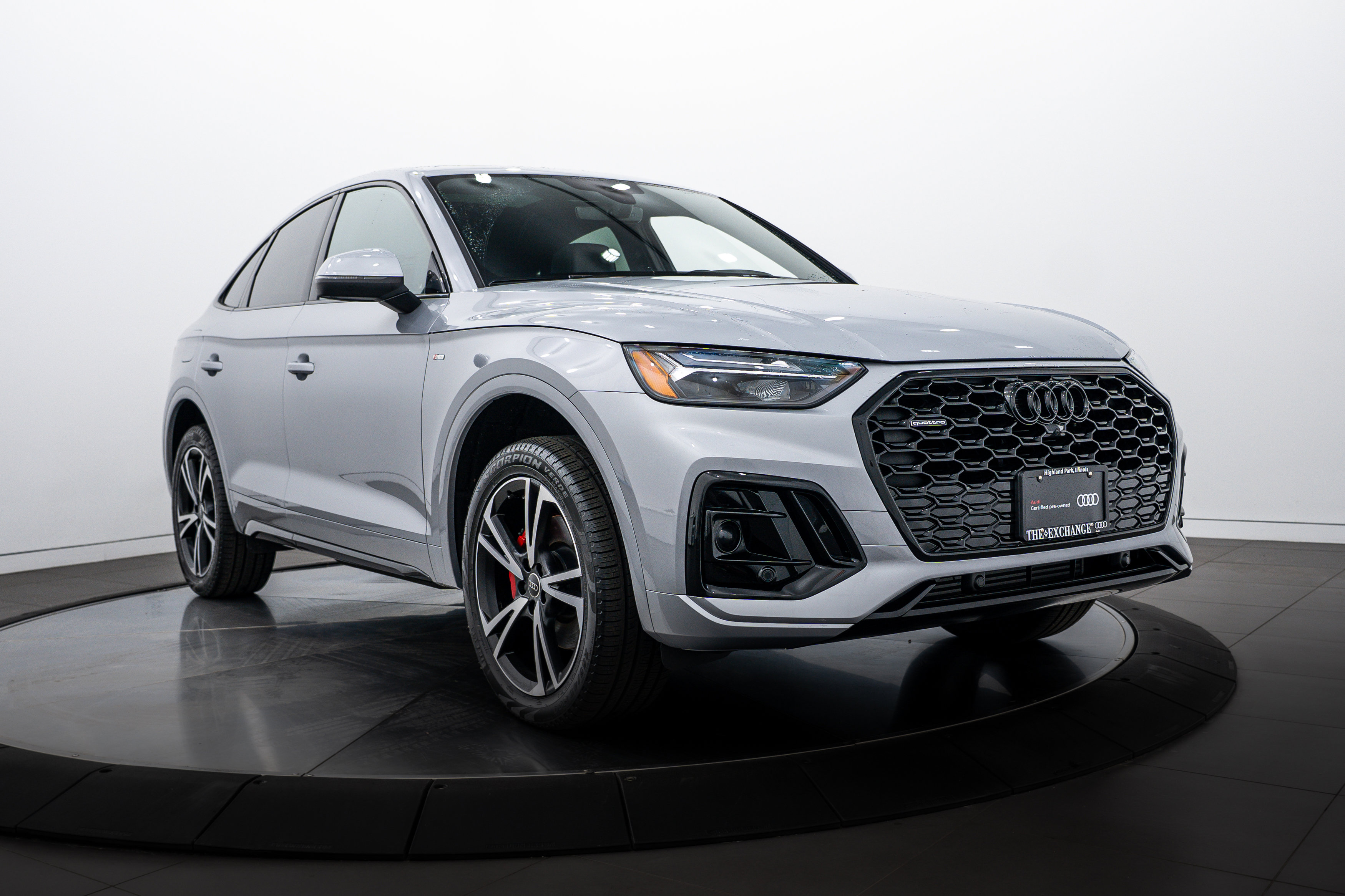 2025 Audi Q5 Sportback S line Premium Plus photo 2