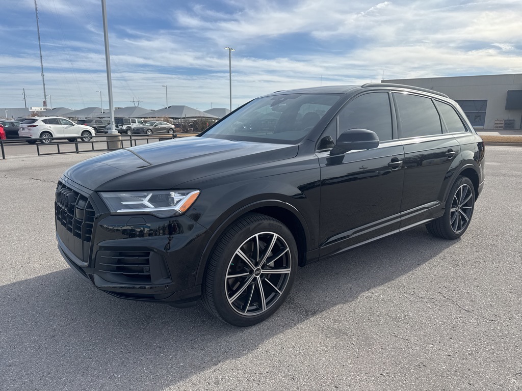 2022 Audi Q7 Premium Plus's photo