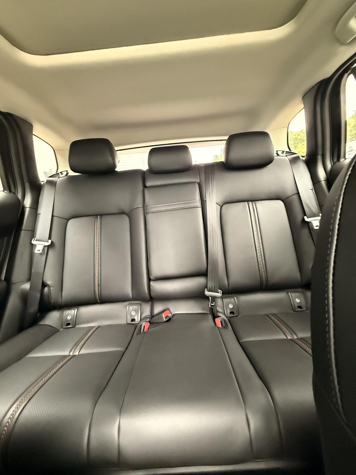 2025 Mazda CX-50 Premium photo 10
