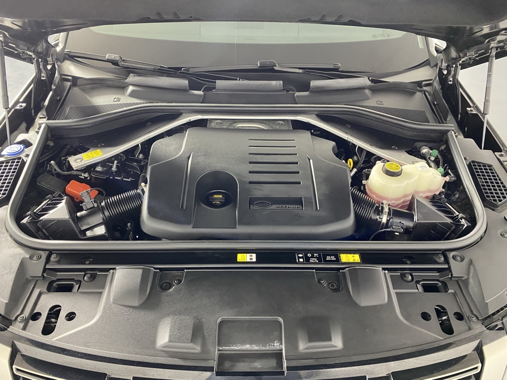 2024 Land Rover Range Rover SE photo 31
