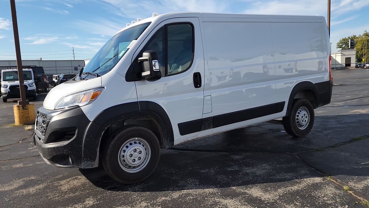 2026 Ram 1500 Tradesman photo 2