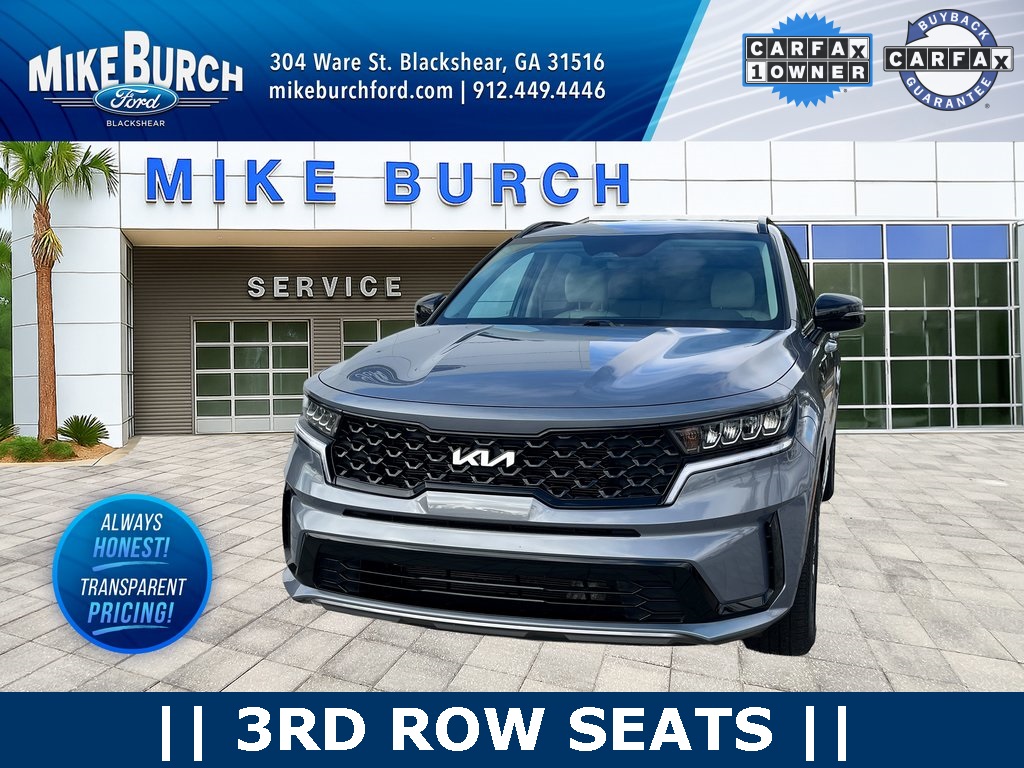 2023 Kia Sorento S's photo