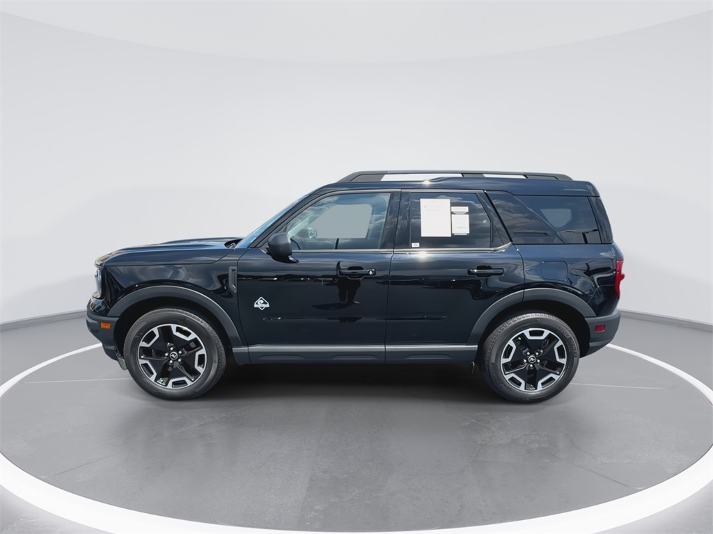 2021 Ford Bronco Sport Outer Banks photo 3