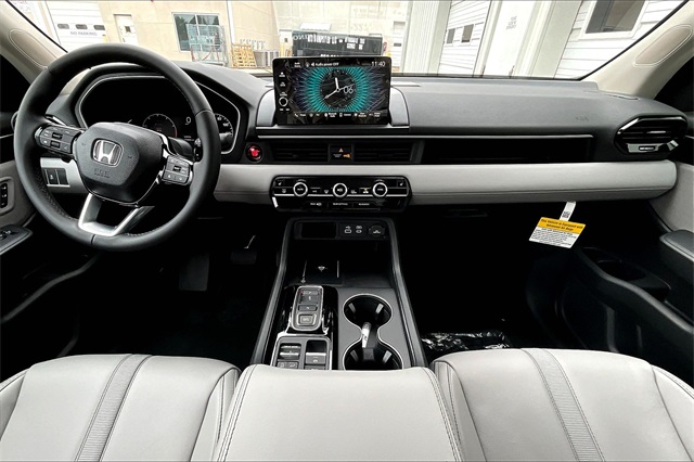 2025 Honda Pilot EX-L photo 3