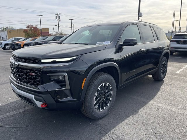 2026 Chevrolet Traverse Z71 photo 3