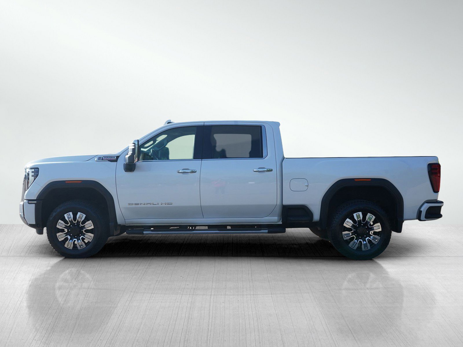 Used 2024 GMC Sierra 2500HD Denali with VIN 1GT19REY5RF202369 for sale in Roseville, Minnesota