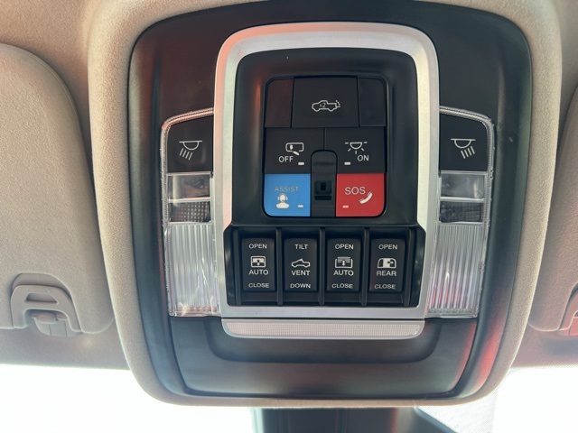 2025 Ram 1500 photo 18