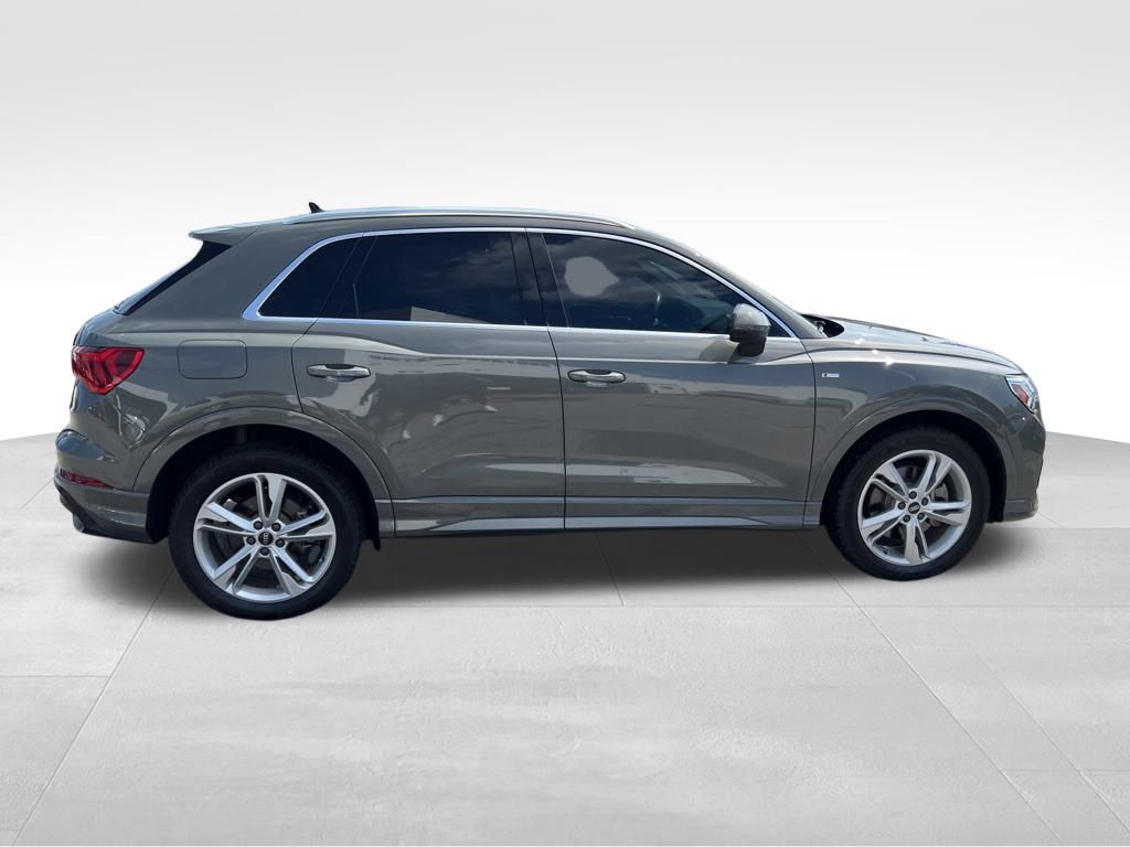 2021 Audi Q3 S line Premium Plus photo 6